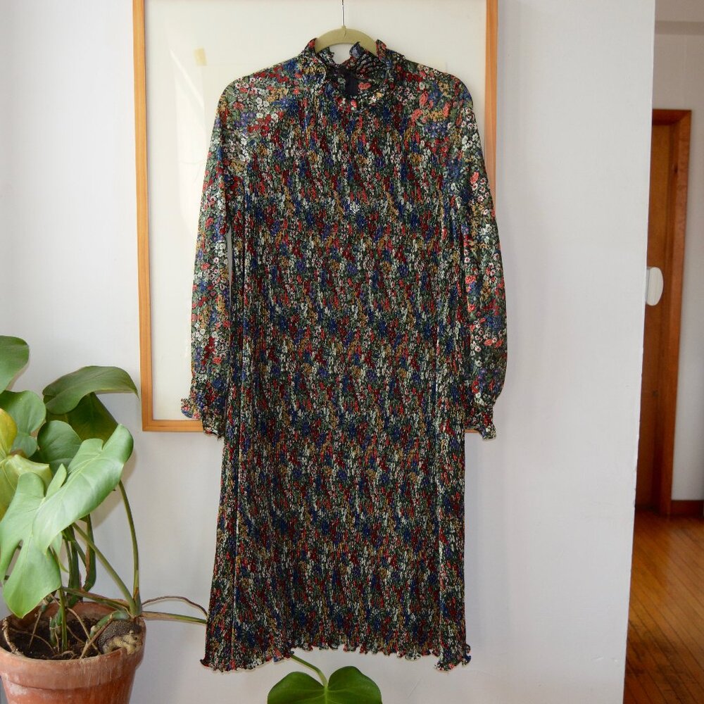 Vintage 1970s Sheer Floral Accordion Pleated High Neck Liz Roberts Dress Frills